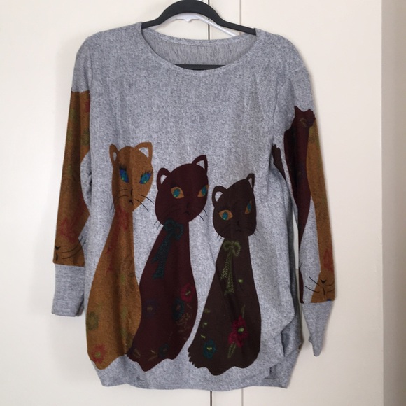 Sweaters - Long gray sweater with cats